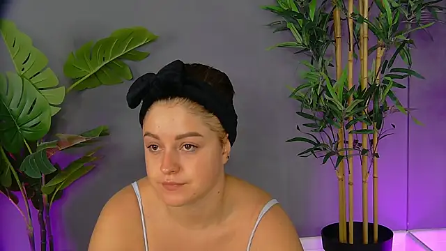 Snapshot of PatriciaSpice chatting on September 16, 2025, 4:46 am PatriciaSpice online show from September 16, 2025, 4:46 am