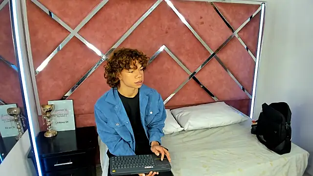 DanteAndKyle online show from March 2, 2025, 8:25 pm