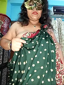 Snapshot of hevensex143 chatting on May 21, 2026, 7:44 pm hevensex143 online show from May 21, 2026, 7:44 pm