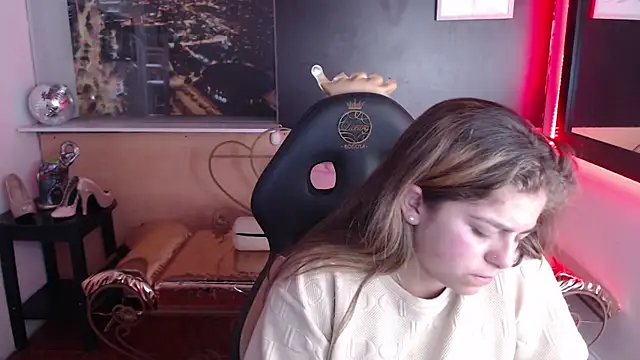 Kitten Cam online show from October 22, 2025, 8:52 pm