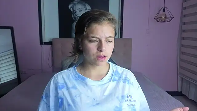 Kitten Cam online show from March 27, 2026, 11:05 pm