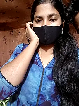 Hot couple 1 online show from March 1, 2026, 4:51 pm