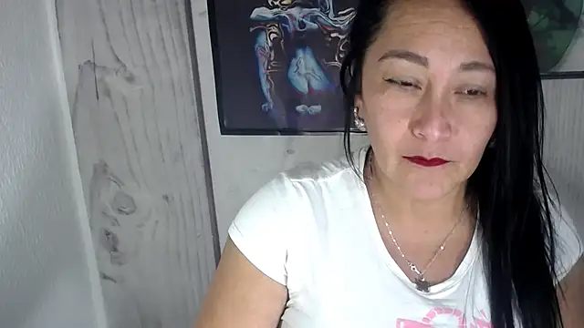 JULIANAWET69 online show from November 25, 2025, 12:33 am