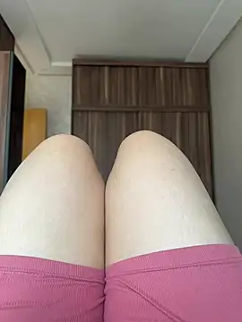 Ayochaa online show from April 19, 2026, 1:34 pm