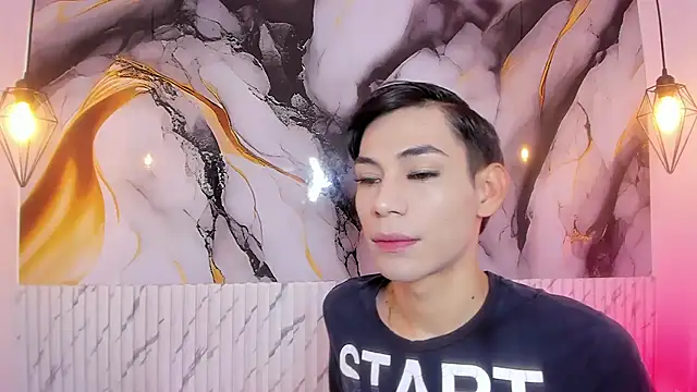 JackeOwens online show from September 25, 2025, 12:22 pm