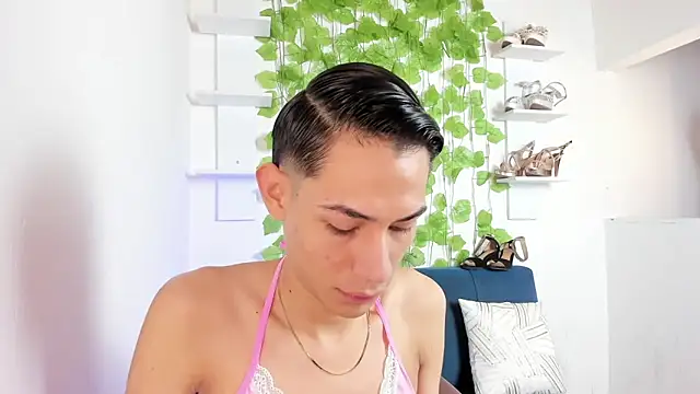 JackeOwens online show from April 21, 2026, 12:23 pm