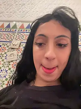 majdolin78 online show from February 20, 2025, 10:59 am