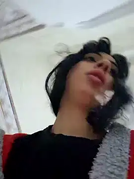 majdolin78 online show from February 8, 2025, 6:01 pm