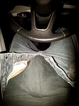 Nzino1983 online show from March 18, 2026, 6:09 pm