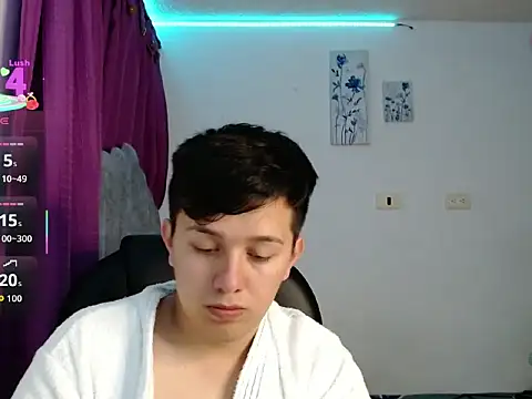 Snapshot of Alan_red chatting on October 25, 2025, 2:22 am Alan red online show from October 25, 2025, 2:22 am