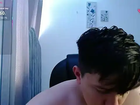 Snapshot of Alan_red chatting on July 2, 2026, 3:40 pm Alan red online show from July 2, 2026, 3:40 pm