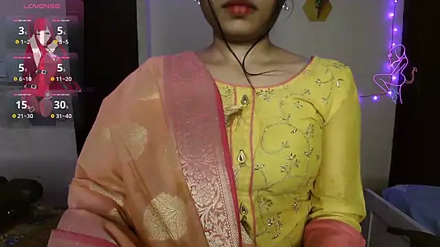 night queen07 online show from December 2, 2025, 6:42 pm