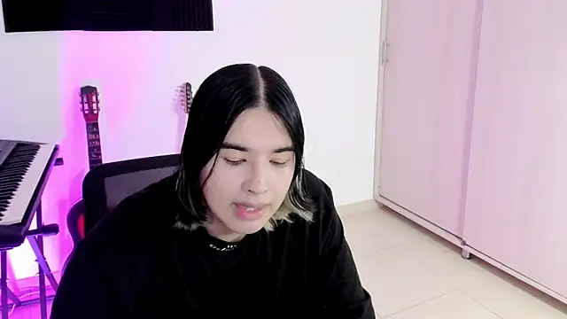 JordiWilld online show from October 5, 2025, 12:34 am