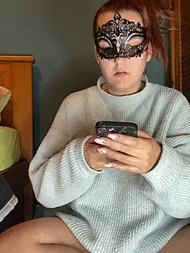 Snapshot of lexxie_tuga chatting on February 12, 2025, 11:30 pm lexxie tuga online show from February 12, 2025, 11:30 pm