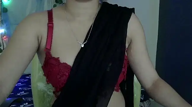 Snapshot of Shanaya1 chatting on March 22, 2025, 6:11 am Shanaya1 online show from March 22, 2025, 6:11 am