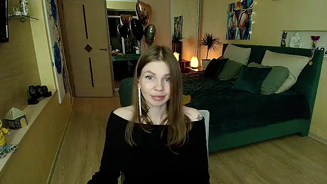 Snapshot of ReginaSparkle chatting on February 13, 2025, 12:35 am ReginaSparkle online show from February 13, 2025, 12:35 am