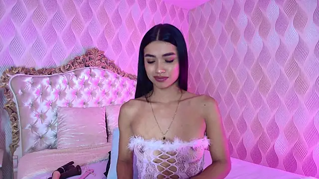 Snapshot of Bella_Smiith_ chatting on January 5, 2026, 5:27 pm Bella Smiith online show from January 5, 2026, 5:27 pm