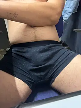 Greeneyes0820 online show from November 17, 2025, 9:30 pm