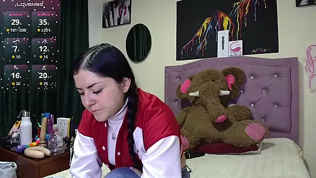 Emmie Hot online show from March 7, 2026, 11:59 am