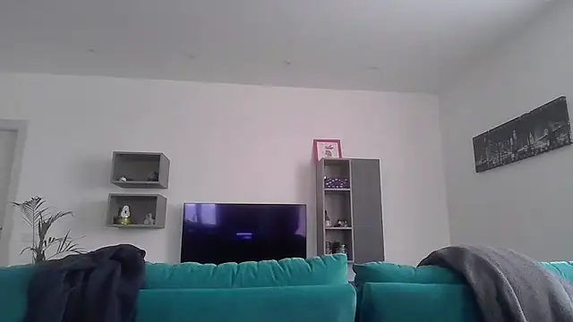 Masterclassyfeet online show from April 17, 2026, 6:49 am