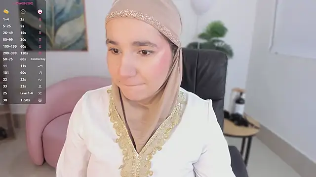 Ayha khalaf online show from September 28, 2025, 1:23 am