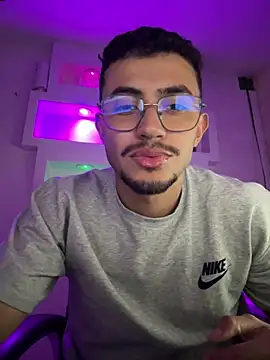 Thonny-becker online show from April 25, 2026, 11:46 pm