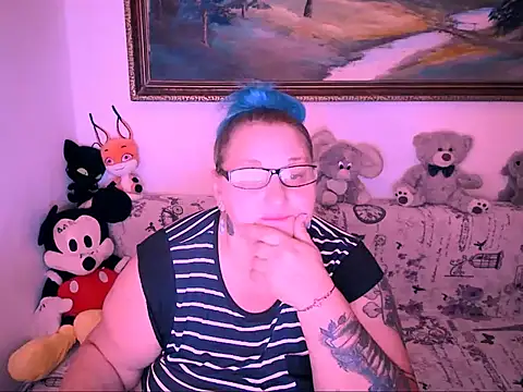 Snapshot of Marryllunax chatting on September 14, 2025, 7:14 pm Marryllunax online show from September 14, 2025, 7:14 pm