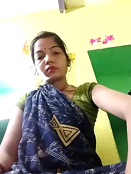 Bhuvi Bedi online show from March 2, 2025, 10:13 pm