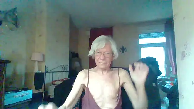 rosanetrav online show from March 24, 2026, 6:02 am