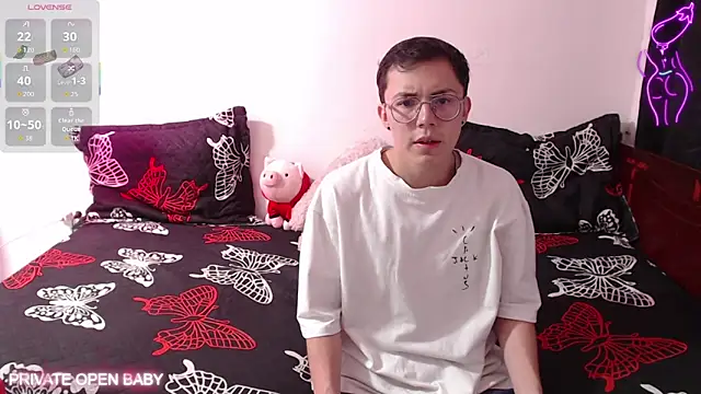 Tina 4 Charlie online show from October 24, 2025, 11:53 am