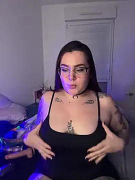 Cherrycherrymiss online show from February 8, 2025, 1:22 am