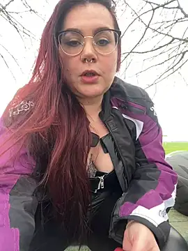 Cherrycherrymiss online show from March 9, 2025, 1:48 pm