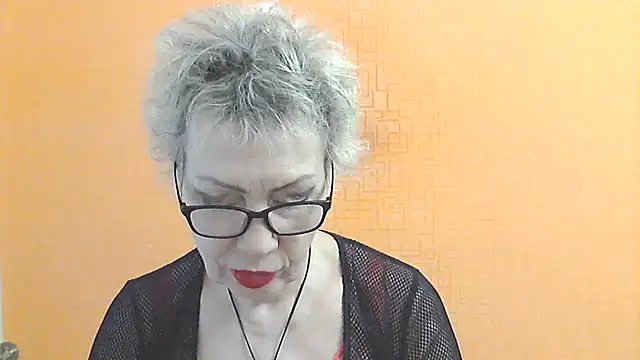 NessyJenixs online show from February 24, 2026, 7:42 am