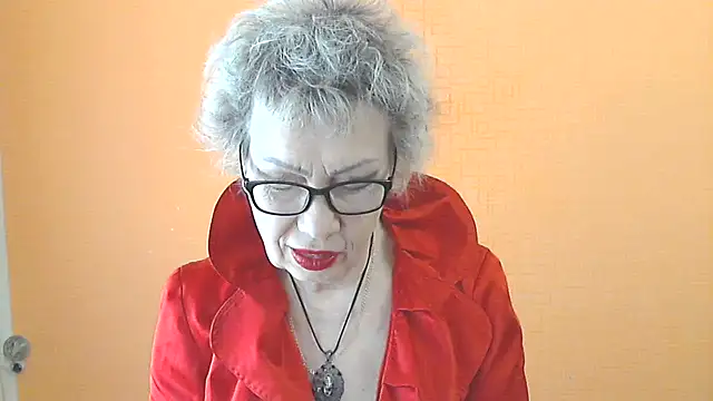 Snapshot of NessyJenixs chatting on May 3, 2026, 6:29 am NessyJenixs online show from May 3, 2026, 6:29 am