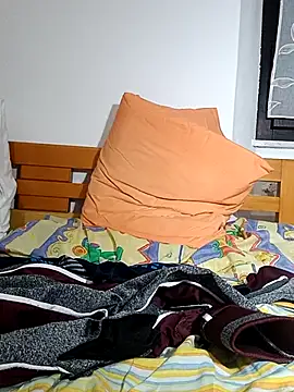 Snapshot of cingonduro chatting on February 15, 2026, 7:02 pm cingonduro online show from February 15, 2026, 7:02 pm