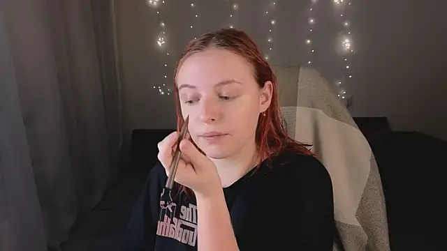 Hanna melon online show from November 12, 2025, 8:01 pm