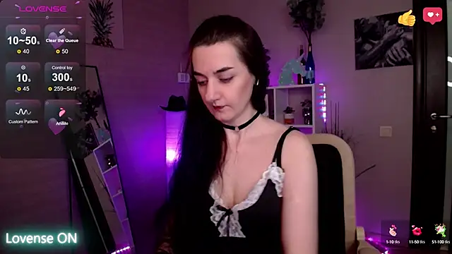 Snapshot of JessicaAlfo chatting on February 26, 2025, 8:28 am JessicaAlfo online show from February 26, 2025, 8:28 am