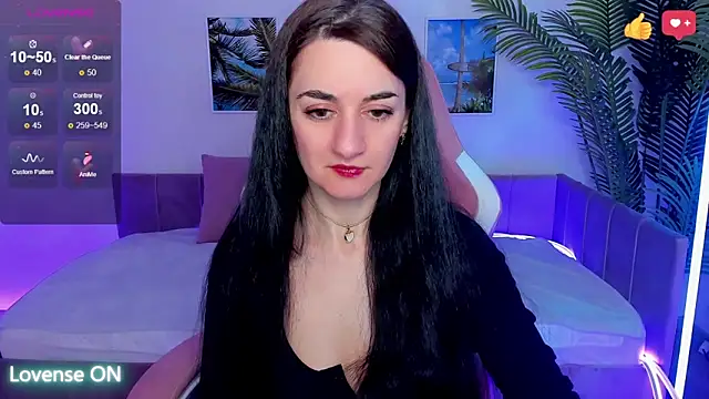 Snapshot of JessicaAlfo chatting on March 4, 2025, 2:27 am JessicaAlfo online show from March 4, 2025, 2:27 am