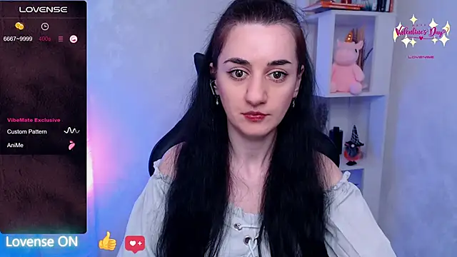 Snapshot of JessicaAlfo chatting on February 13, 2025, 8:59 am JessicaAlfo online show from February 13, 2025, 8:59 am