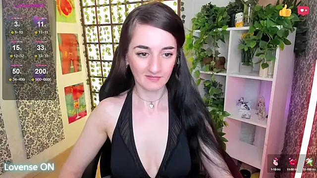 Snapshot of JessicaAlfo chatting on March 22, 2025, 4:56 am JessicaAlfo online show from March 22, 2025, 4:56 am