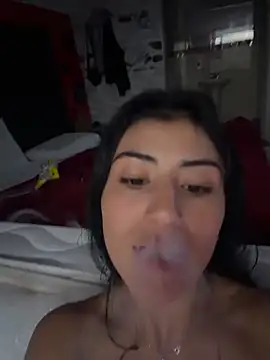 fiorella paris online show from February 24, 2026, 10:32 pm