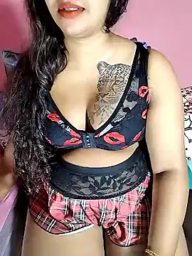 Snapshot of Sexy-Monikaa chatting on May 17, 2026, 10:21 pm Sexy-Monikaa online show from May 17, 2026, 10:21 pm