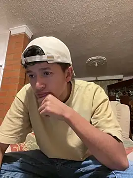 sebaxx8  online show from February 24, 2025, 1:46 am