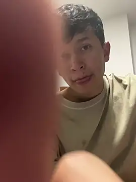 sebaxx8  online show from February 28, 2025, 12:32 am