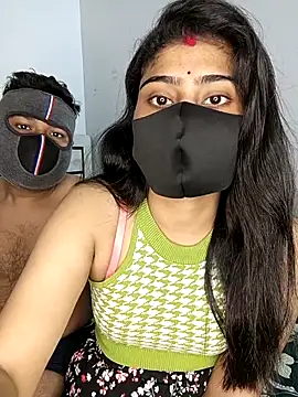 Love-N online show from February 18, 2026, 10:50 pm