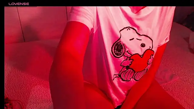 sweetchani666 online show from April 11, 2026, 7:56 am