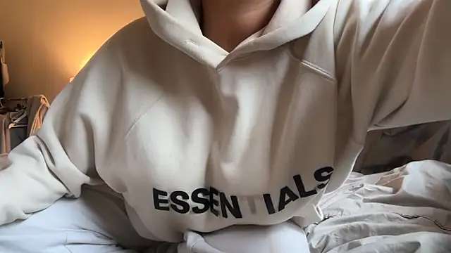 blissdimicco online show from February 13, 2026, 10:59 am