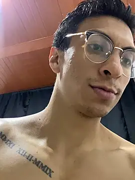 ApoloCruz online show from February 22, 2026, 2:14 am