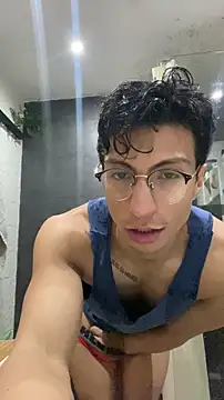 ApoloCruz online show from November 12, 2025, 11:47 am