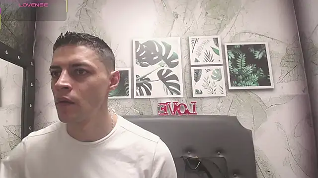 Frank Millers online show from March 17, 2025, 7:48 pm